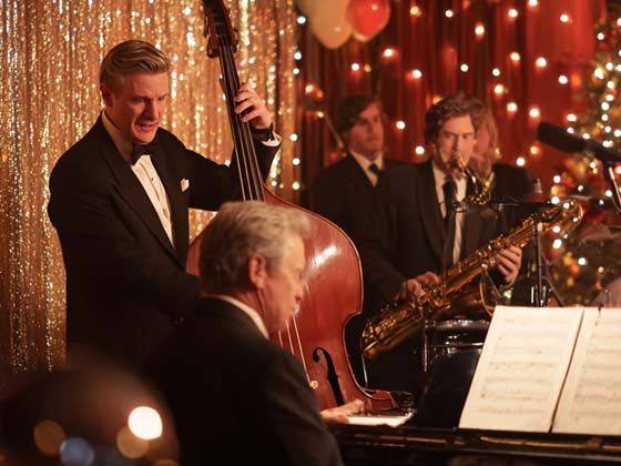 Holiday Swing